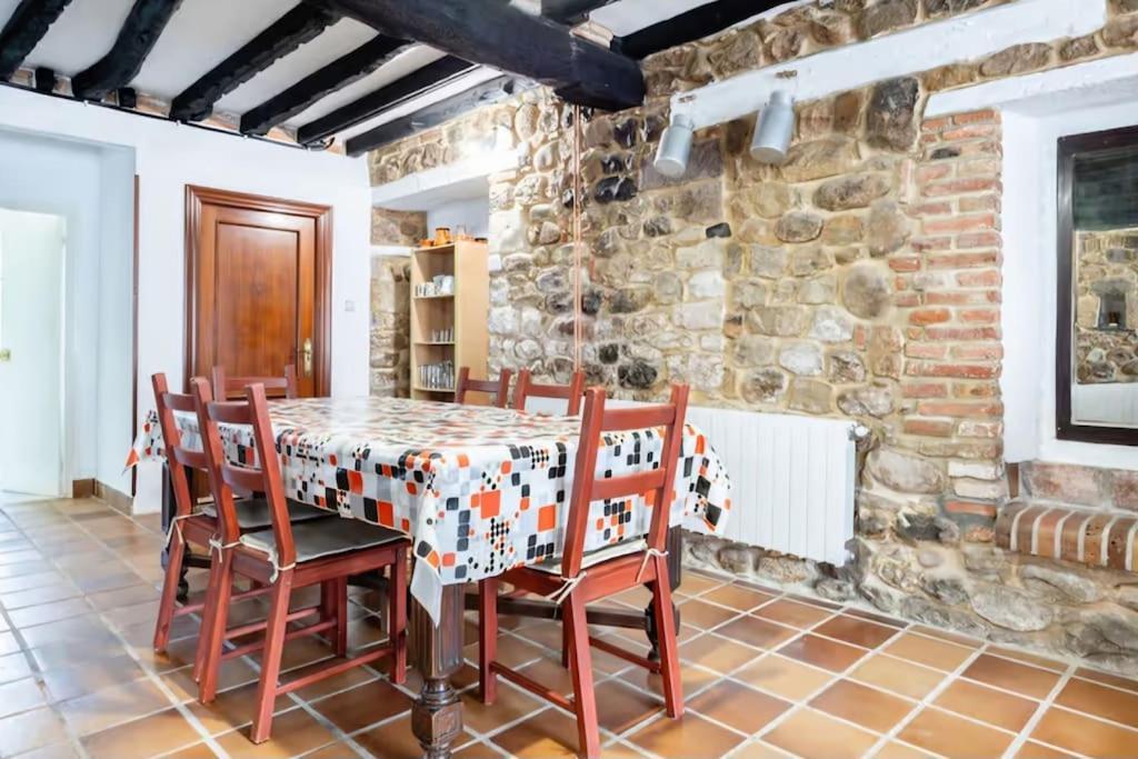 La Jomeruca ,Espaciosa Casa Rural Cerca De Playa Y Montana Carranceja Exterior foto